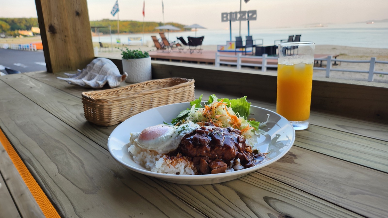ロコモコランチ